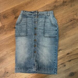 Evereve Denim Midi Skirt